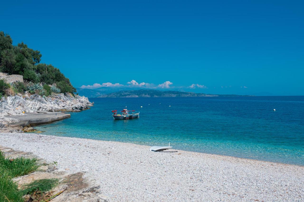 Ismini Kaminaki Beach نساكيون المظهر الخارجي الصورة